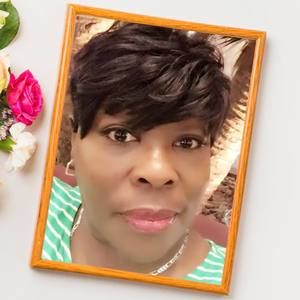 Meet your Posher, Joann